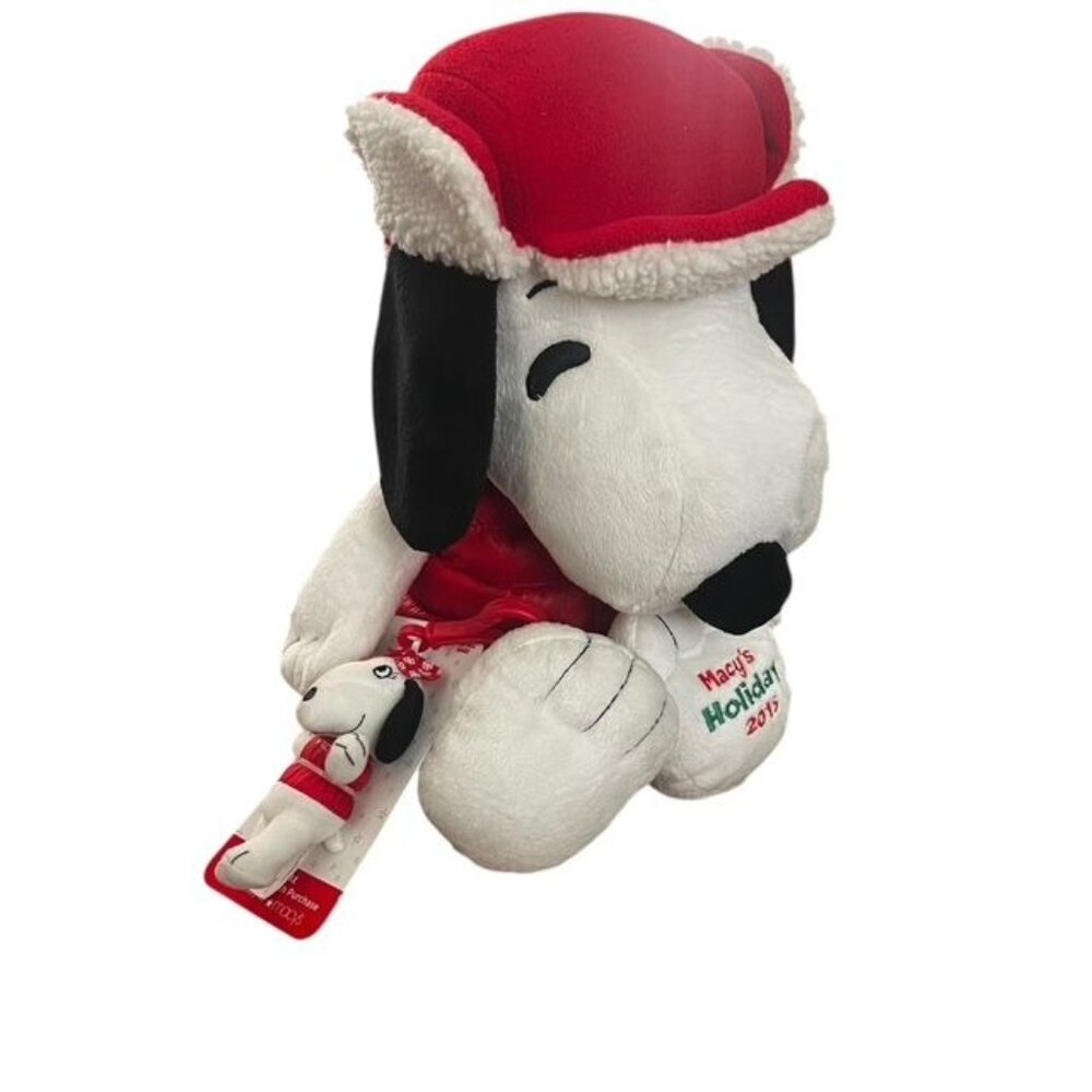 Macy's Holiday 2015 Peanuts Snoopy Plush